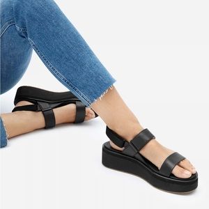 Everlane Womens Black The Leather Platform Sandal  Size 9